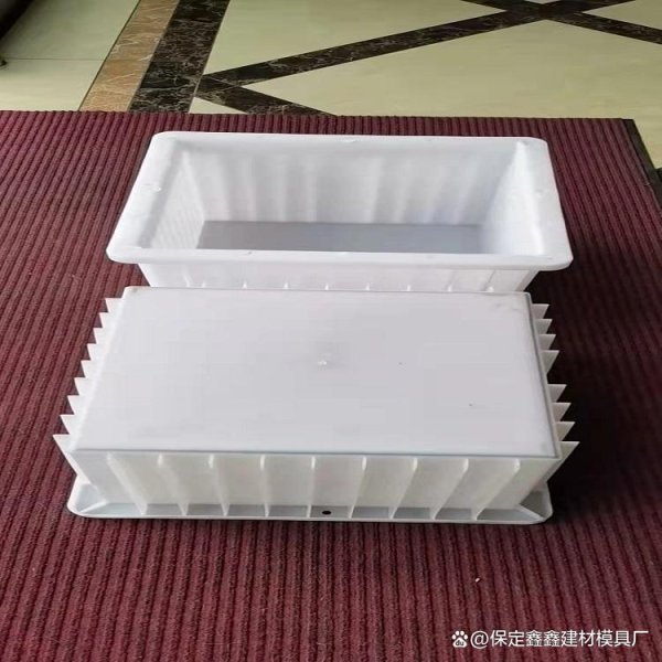 传金所 光伏墩模具强大力量